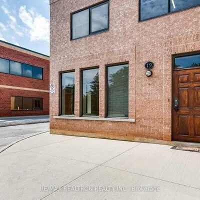 2861,&nbsp;Sherwood Heights, 1021 - WP Winston Park, Oakville