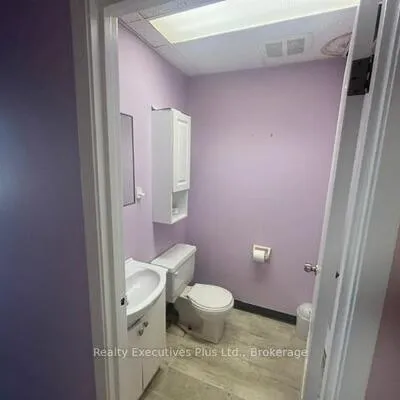 1428,&nbsp;Speers, 1014 - QE Queen Elizabeth, Oakville