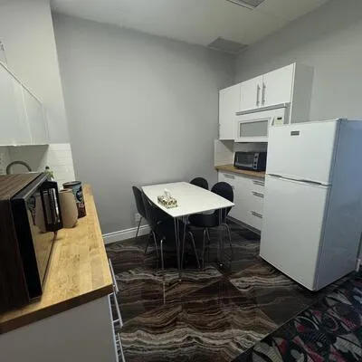 250,&nbsp;Wyecroft, 1014 - QE Queen Elizabeth, Oakville