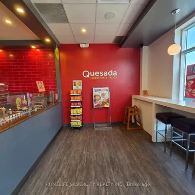 358, Speers, 1014 - QE Queen Elizabeth, Oakville