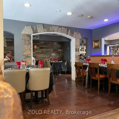 111, Trafalgar, 1013 - OO Old Oakville, Oakville