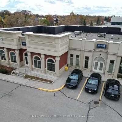 1525, Cornwall, 1014 - QE Queen Elizabeth, Oakville