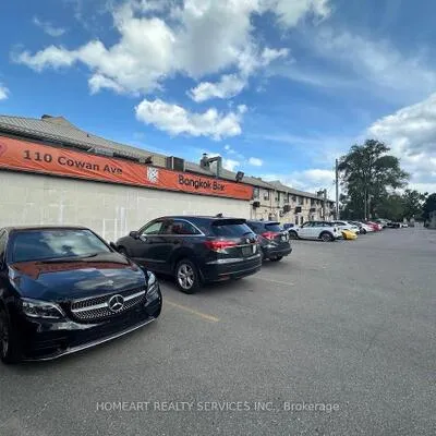 110, Cowan, 1002 - CO Central, Oakville