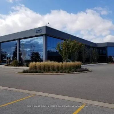 1075,&nbsp;North Service, 1014 - QE Queen Elizabeth, Oakville