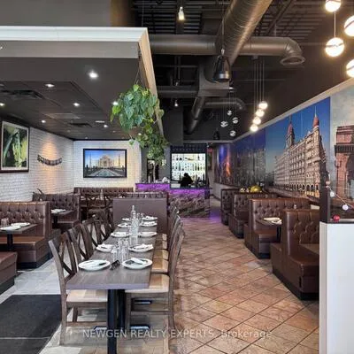 2525,&nbsp;Hampshire, 1021 - WP Winston Park, Oakville