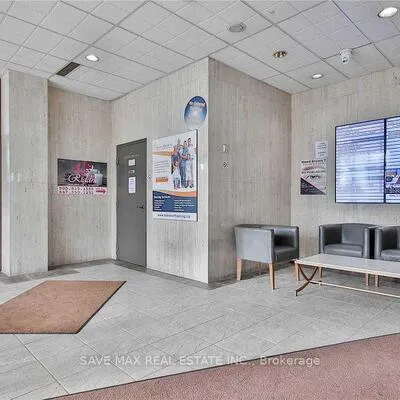 627,&nbsp;Lyons, 1014 - QE Queen Elizabeth, Oakville