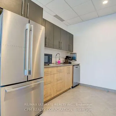 3485,&nbsp;Rebecca, 1014 - QE Queen Elizabeth, Oakville
