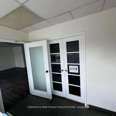 15, West Pearce, Beaver Creek Business Park, Richmond Hill