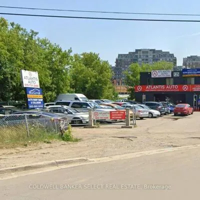 125,&nbsp;16th, Langstaff, Richmond Hill