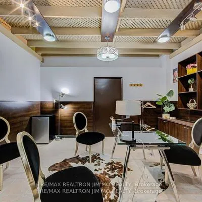 670, Highway 7, Beaver Creek Business Park, Richmond Hill