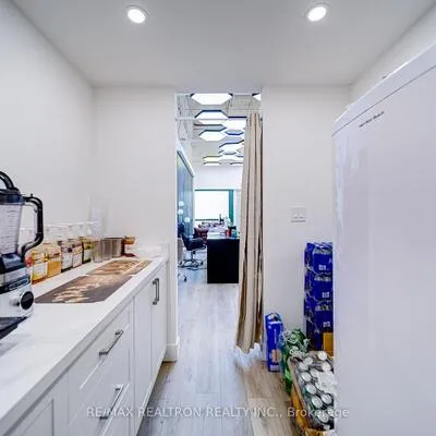 175, West Beaver Creek, Beaver Creek Business Park, Richmond Hill