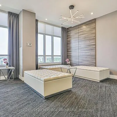 9205,&nbsp;Yonge, Langstaff, Richmond Hill