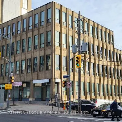 845,&nbsp;St Clair, Oakwood Village, Toronto