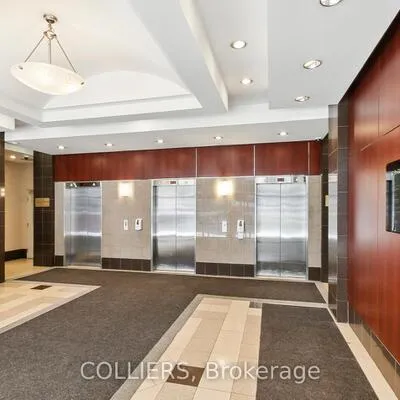 60,&nbsp;St Clair, Rosedale-Moore Park, Toronto