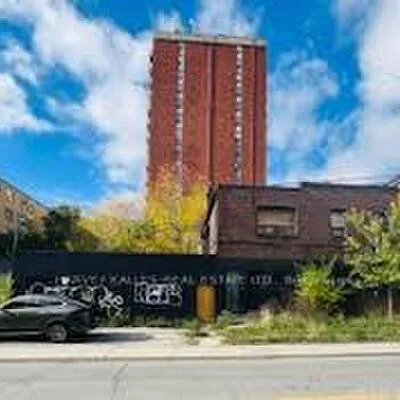 1747,&nbsp;Eglinton, Oakwood Village, Toronto