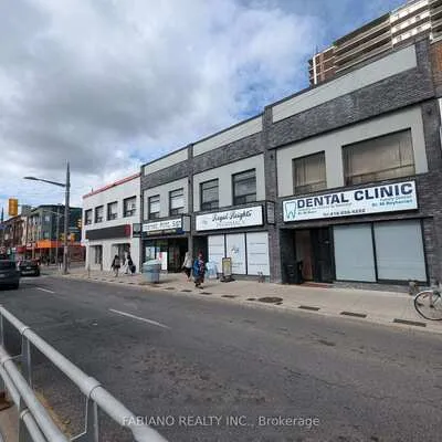 944,&nbsp;St Clair, Oakwood Village, Toronto