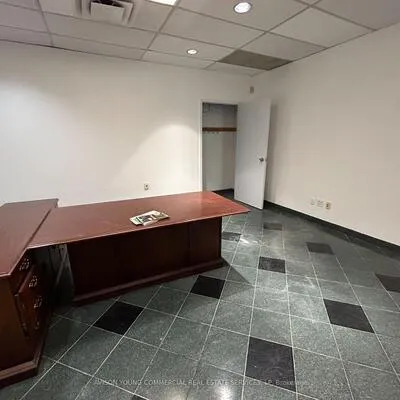 55,&nbsp;Eglinton, Mount Pleasant West, Toronto