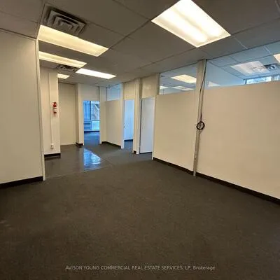 55,&nbsp;Eglinton, Mount Pleasant West, Toronto