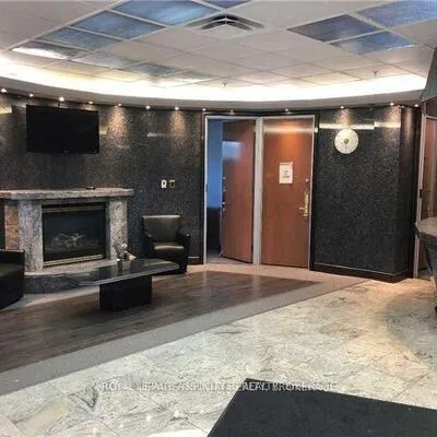 25, Mallard, Banbury-Don Mills, Toronto