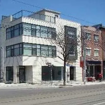 968,&nbsp;Queen, Dufferin Grove, Toronto