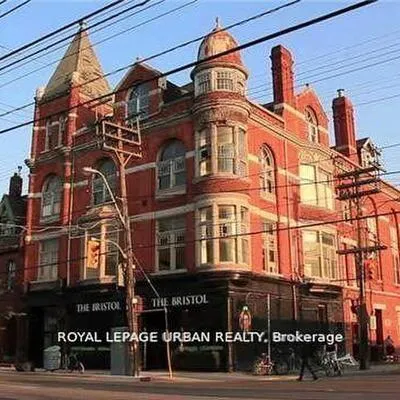 1089,&nbsp;Queen, Trinity-Bellwoods, Toronto