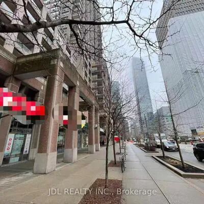 925,&nbsp;Bay, Bay Street Corridor, Toronto