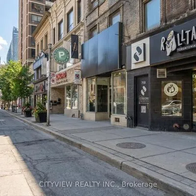 756,&nbsp;Yonge, Bay Street Corridor, Toronto