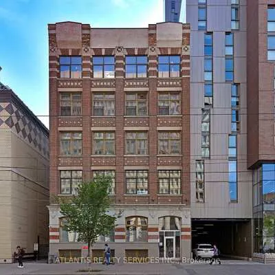 243,&nbsp;College, Kensington-Chinatown, Toronto