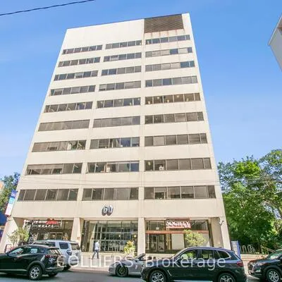 60, St. Clair, Rosedale-Moore Park, Toronto