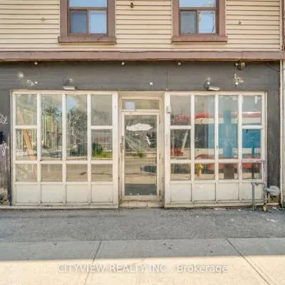 345,&nbsp;Dundas, Moss Park, Toronto