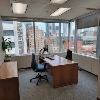 40,&nbsp;Holly, Yonge-Eglinton, Toronto