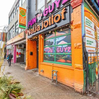 592,&nbsp;Queen, Trinity-Bellwoods, Toronto