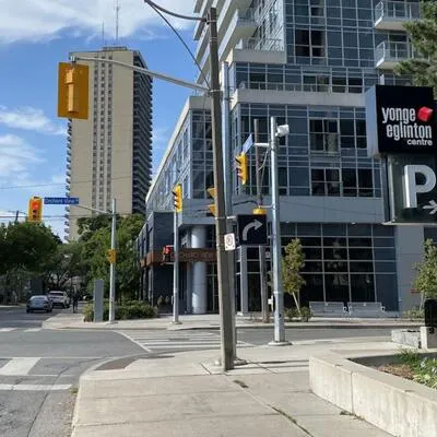 20,&nbsp;Eglinton, Yonge-Eglinton, Toronto