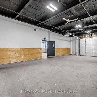 30,&nbsp;Bermondsey, Victoria Village, Toronto