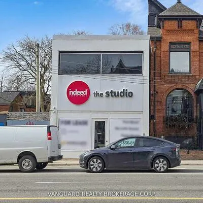 118,&nbsp;Avenue, Annex, Toronto