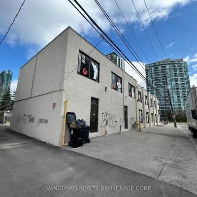 4578,&nbsp;Yonge, Lansing-Westgate, Toronto