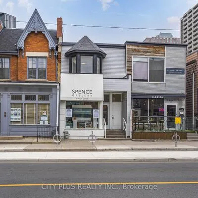 106,&nbsp;Harbord, University, Toronto