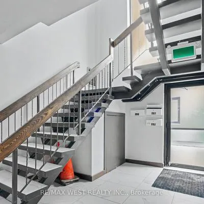 6174,&nbsp;Yonge, Willowdale West, Toronto