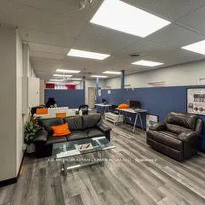 64,&nbsp;Vaughan, Humewood-Cedarvale, Toronto