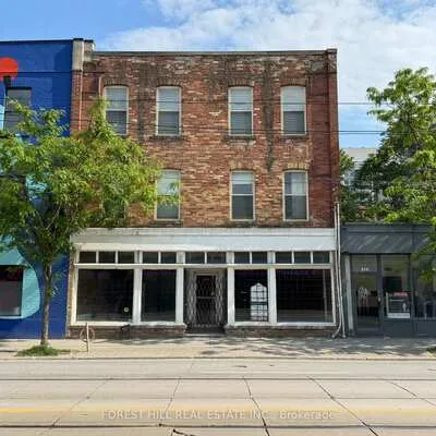 219,&nbsp;Queen, Moss Park, Toronto