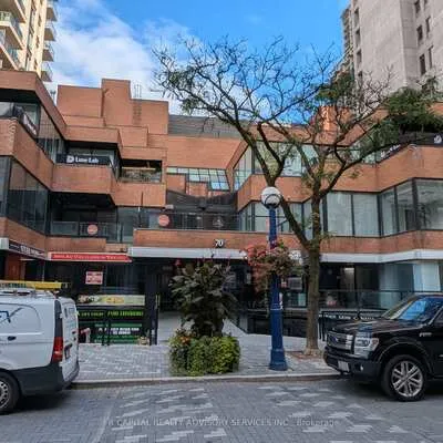 70,&nbsp;Yorkville, Annex, Toronto
