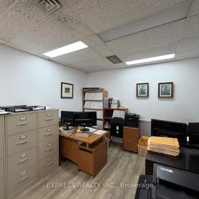 121,&nbsp;Willowdale, Willowdale East, Toronto