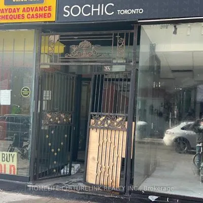 632,&nbsp;Yonge, Bay Street Corridor, Toronto