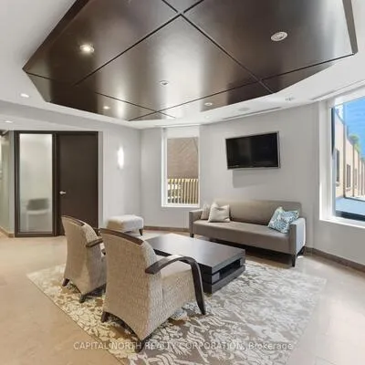 236,&nbsp;Avenue, Annex, Toronto