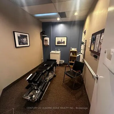 552,&nbsp;Sheppard, Bathurst Manor, Toronto