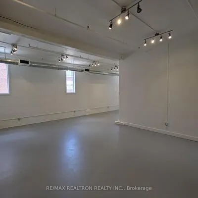 135,&nbsp;Tecumseth, Niagara, Toronto