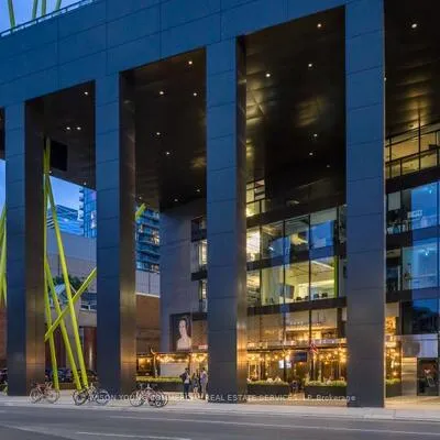 117,&nbsp;Peter, Waterfront Communities C1, Toronto