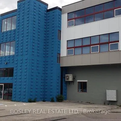 45,&nbsp;Industrial, Thorncliffe Park, Toronto