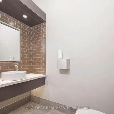60,&nbsp;Scarsdale, Banbury-Don Mills, Toronto