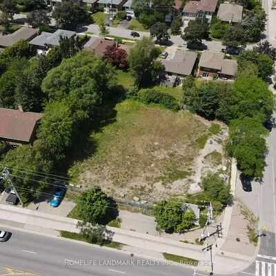 720,&nbsp;Sheppard, Bayview Village, Toronto